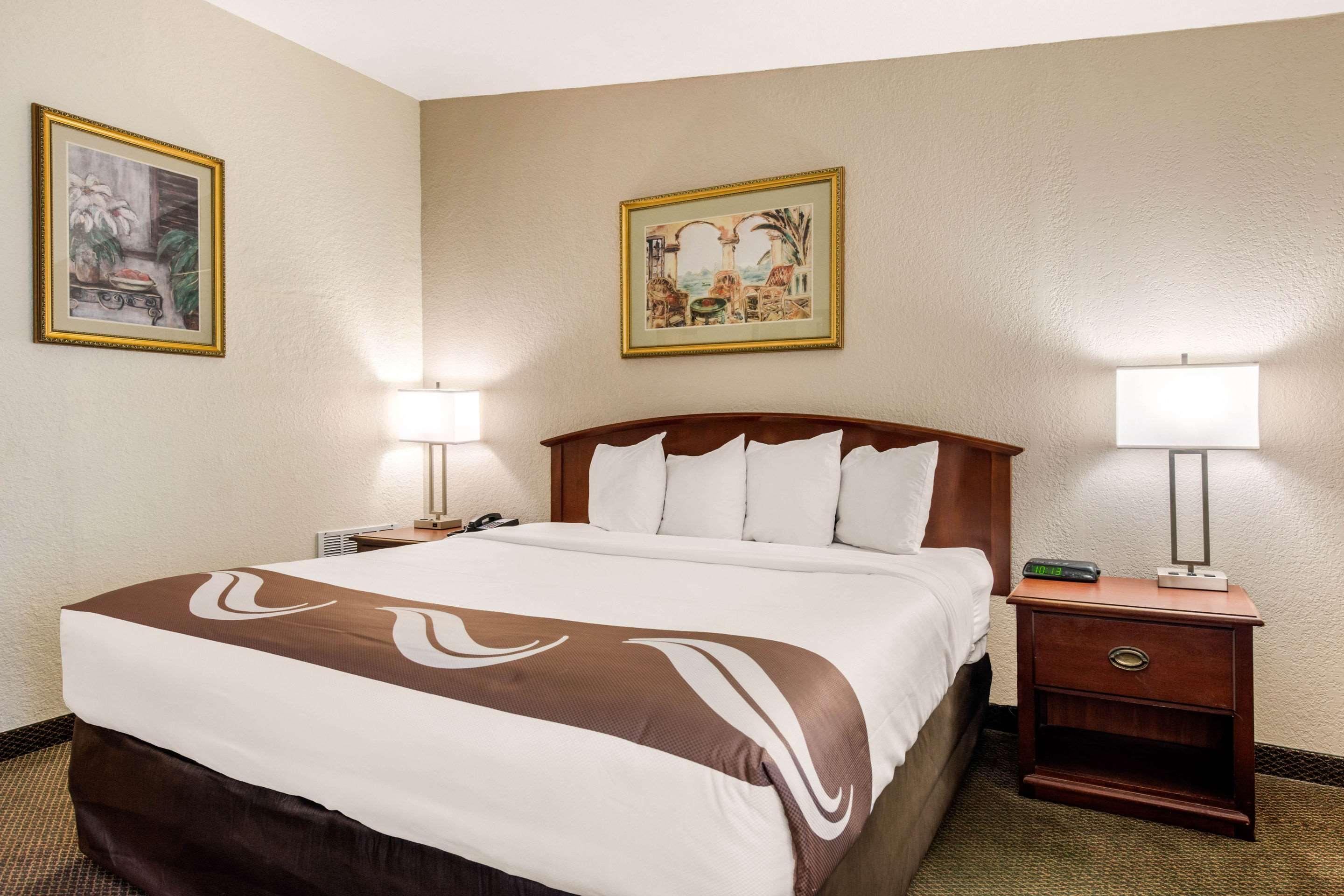Quality Inn & Suites Tarpon Springs South Kültér fotó