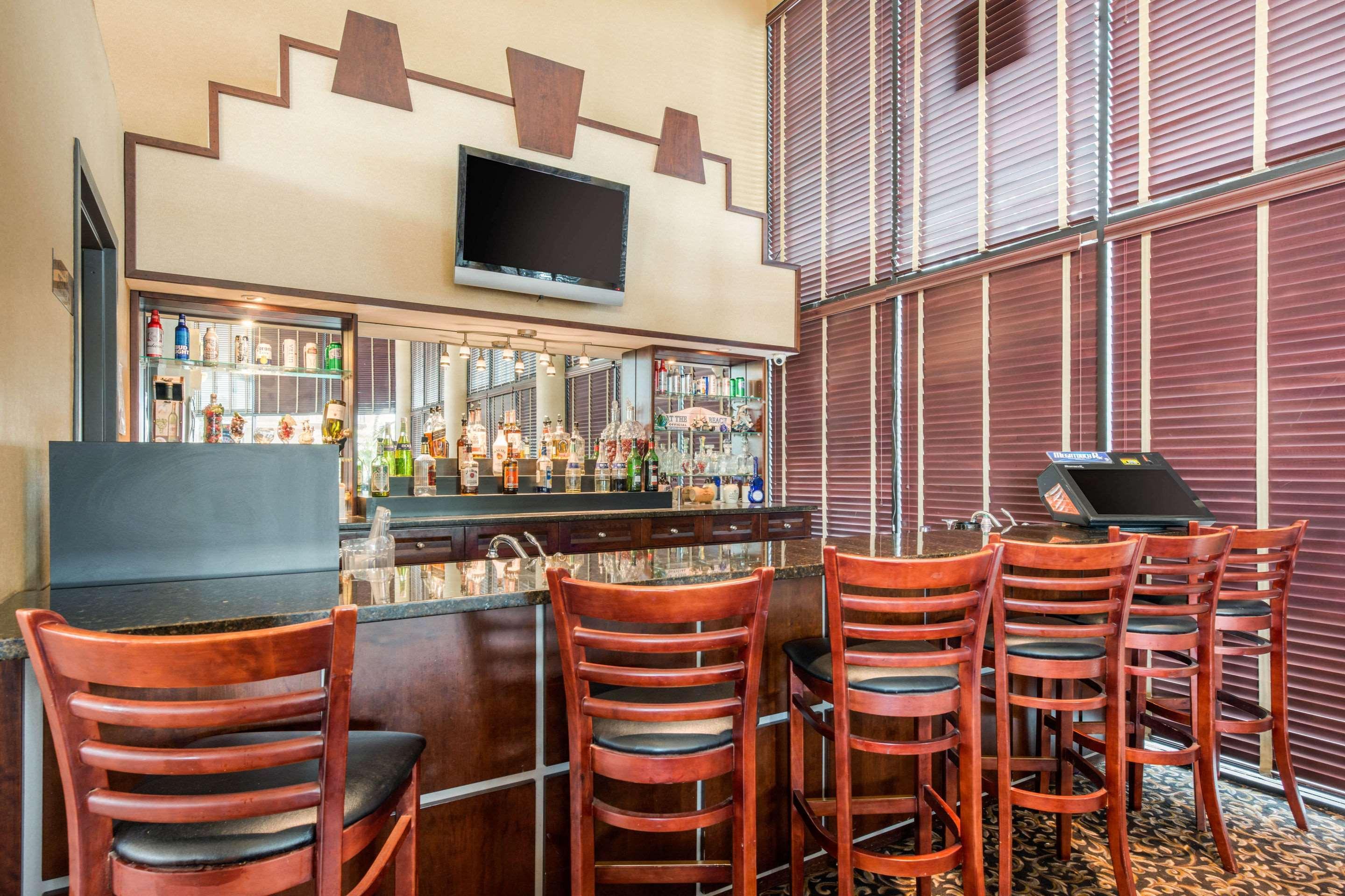 Quality Inn & Suites Tarpon Springs South Kültér fotó